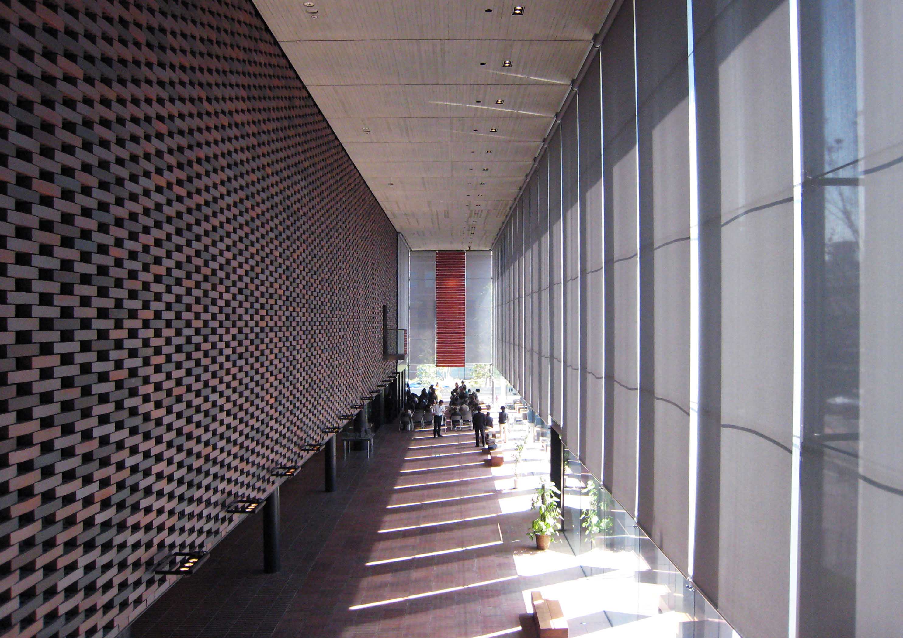 SUKASI KILIMの飾られる大阪弁護士会館の風景の写真