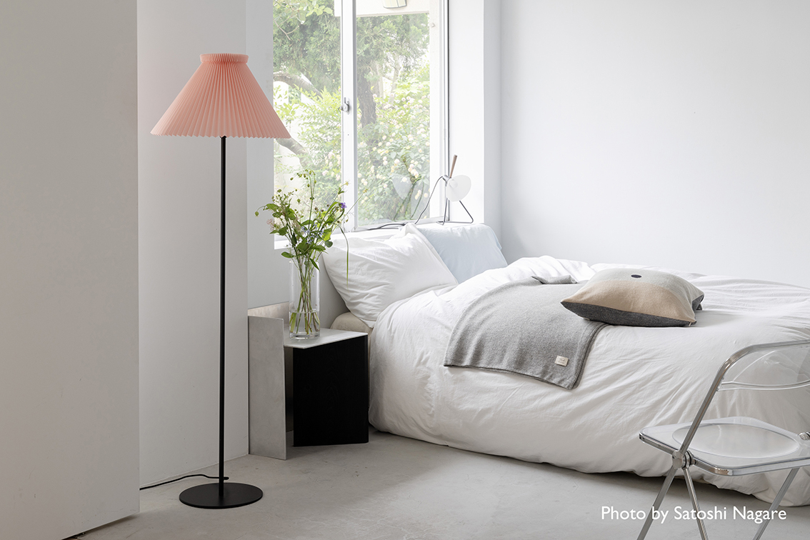 フロアランプモデル334Hサクラの写真
